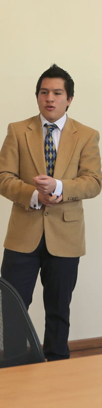 preparatorias-en-san-luis-potosi-idiomas-Instituto-real-de-san-luis-movil.jpg
